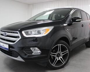 Ford Ford Kuga TITANIUM 150PS AHK Standh NAV TEL XENON Gebrauchtwagen