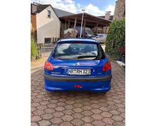 Peugeot Peugeot 206 1.1 60 PS TÜV bis 03/26 Gebrauchtwagen