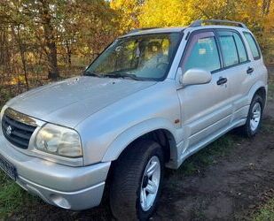 Suzuki Suzuki Grand Vitara 2.5 V6 V6 Gebrauchtwagen