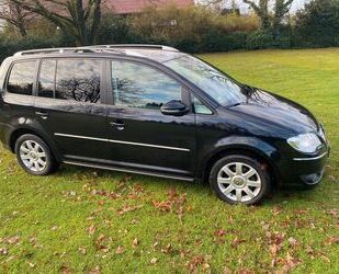 VW Volkswagen Touran 2.0 TDI DSG DPF Highline / 7 Sit Gebrauchtwagen