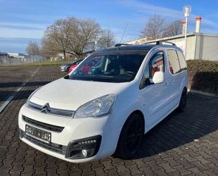 Citroen Citroën Berlingo Kombi Shine*SITZHEIZUNG*18ZOLL*KL Gebrauchtwagen