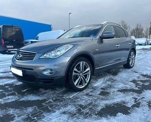 INFINITI Infiniti EX30 30d V6 AWD 360 keylesgo bose totewin Gebrauchtwagen