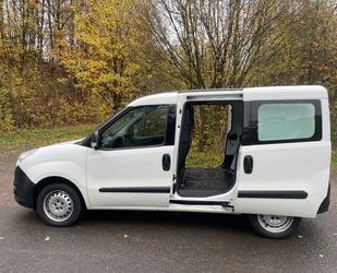 Opel Opel Combo D Kasten L1H1 2,2t,Klima,2xSchiebetüren Gebrauchtwagen