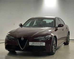 Alfa Romeo Alfa Romeo Giulia 2.2 JTDM*Bi-Xenon*Leder*Navi*PDC Gebrauchtwagen