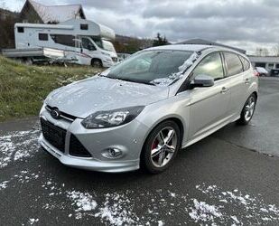 Ford Ford Focus Lim. Titanium/Euro5/Klimaaut/SHZ/1.Hand Gebrauchtwagen