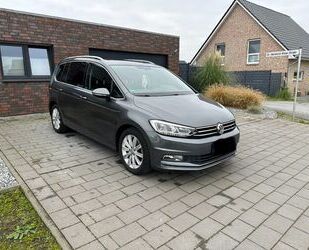 VW Volkswagen Touran 1.4 TSI Highline LED ALU PANO-GL Gebrauchtwagen