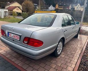 Mercedes-Benz Mercedes-Benz E 230 Klimamautomatik Gebrauchtwagen