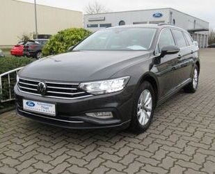 VW Volkswagen Passat Variant Business DSG AHK ACC Nav Gebrauchtwagen