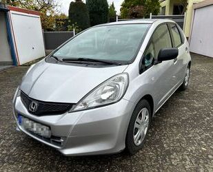 Honda Honda Jazz *NEUER TÜV/ NEUE GANZJAHRESREIFEN* Gebrauchtwagen