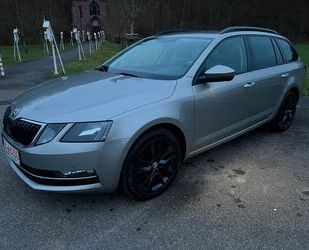 Skoda Skoda Octavia Combi Style *Webasto*4xSitzhz*AHK* Gebrauchtwagen