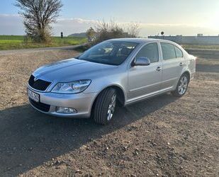 Skoda Skoda Octavia 1.8 TSI DSG Elegance Elegance Gebrauchtwagen