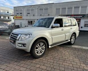 Mitsubishi Mitsubishi Pajero 3.2 DI-D Top Gebrauchtwagen