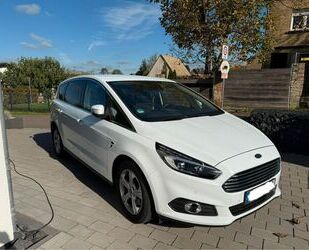 Ford Ford S-Max 2,0 EcoBlue 110kW Titanium Auto Titaniu Gebrauchtwagen