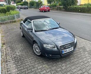 Audi Audi A4 1.8 T Cabriolet - S Line *Top*neues Verdec Gebrauchtwagen