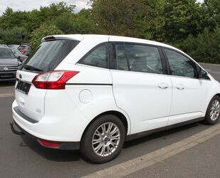 Ford Ford Grand C-Max Titanium AHK Pano Klima TÜV 5/25 Gebrauchtwagen