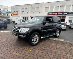 Mitsubishi Mitsubishi Pajero 3.2 DI-D Intense*NUR 60.000 km** Gebrauchtwagen