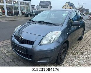 Toyota Toyota Yaris Basis 4/5 Türer+Klima Gebrauchtwagen