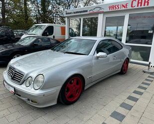 Mercedes-Benz Mercedes-Benz CLK 320 AVANTGARDE*Voll*Leder*Navi*T Gebrauchtwagen