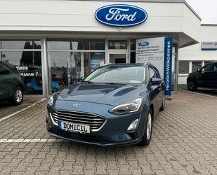 Ford Ford Focus Turnier Titanium X 150PS Auto. Standhei Gebrauchtwagen