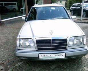 Mercedes-Benz Mercedes-Benz E 200 T-Modell Autom.,Klima, 1.Hand, Gebrauchtwagen