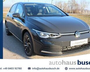 VW Volkswagen Golf 8 Style 1.5 eTSI DSG mHEV Gebrauchtwagen