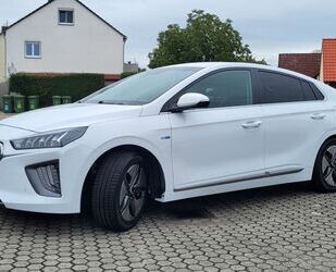 Hyundai Hyundai IONIQ 1.6l GDi PLUG-IN HYBRID Premium Prem Gebrauchtwagen