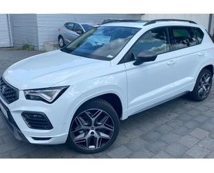 Seat Seat Ateca 1.5 TSI DSG FR /PANO/NAV/SHZ/ACC Gebrauchtwagen