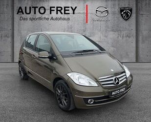 Mercedes-Benz Mercedes-Benz A 180 Elegance Automatik TEMPOMAT Gebrauchtwagen