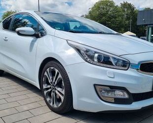 Kia Kia Kia ProCeed 1.6 CRDI Leder Xenon Navi RFK Pano Gebrauchtwagen