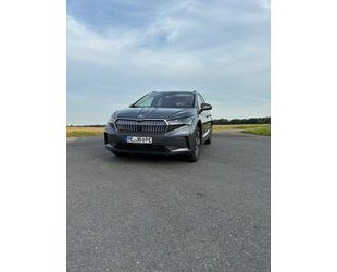 Skoda Skoda Enyaq IV60 | Leder | Wärmepumpe | AHK | Ganz Gebrauchtwagen