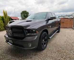 Dodge Dodge RAM 1500 SPORT 4x4 Crew Cab Gebrauchtwagen