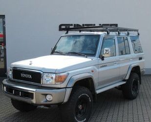 Toyota Toyota Land Cruiser GRJ 76 LX OME V6 Gebrauchtwagen