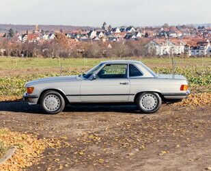 Mercedes-Benz Mercedes-Benz 560 SL, Ex-USA Fzg. unfall-u.rostfr Gebrauchtwagen