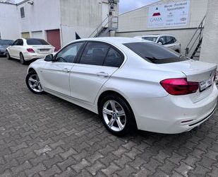 BMW BMW 320d Naviprof/Panoramadach /Sportsitze Gebrauchtwagen