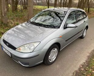 Ford Ford Focus 1,4 Klima TÜV 06.2026 Gebrauchtwagen