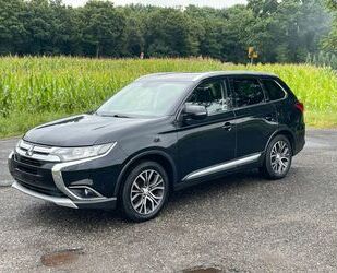 Mitsubishi Mitsubishi Outlander Top 2.3 4WD 1. Hand 7-Sitzer Gebrauchtwagen