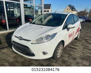 Ford Ford Fiesta Titanium 4/5 Türer+Klimaautomatik+PDC Gebrauchtwagen