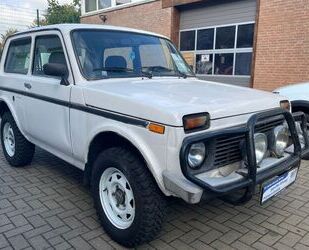 Lada Lada Niva *1.7-82/PS/Servo/LPG* Gebrauchtwagen