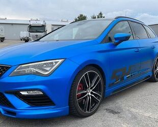 Seat Seat Leon ST Cupra 300 4Drive/LED/ACC/PANO/KEY/KAM Gebrauchtwagen