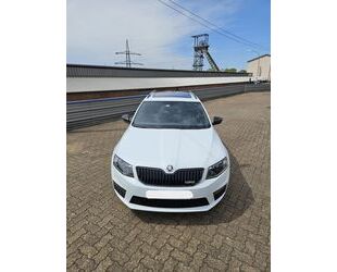 Skoda Skoda Octavia 2.0 TDI Green tec DSG RS Combi RS Gebrauchtwagen