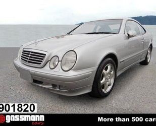 Mercedes-Benz Mercedes-Benz CLK 320 Avantgarde Coupe C208 Gebrauchtwagen