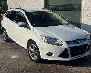 Ford Ford Focus Turnier 1.0 Eco Boost Sync Edition ! Na Gebrauchtwagen