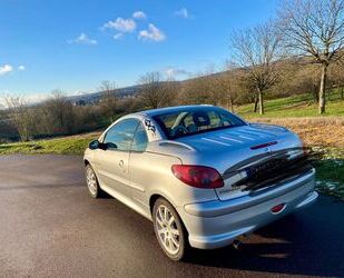 Peugeot Peugeot 206 CC Quiksilver 110 Quicksilver Gebrauchtwagen