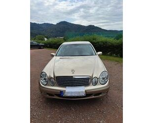 Mercedes-Benz Mercedes-Benz E 200 KOMPRESSOR CLASSIC Classic Gebrauchtwagen