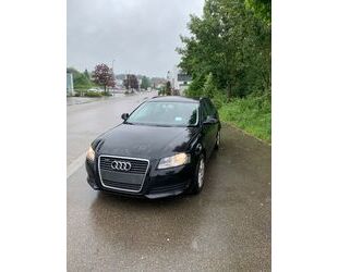 Audi Audi A3 1.8 TFSI quattro Attraction Sportback Att. Gebrauchtwagen