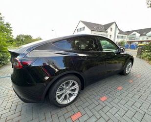 Tesla Tesla Model Y Hinterradantrieb SR RWD - VAT MwSt. Gebrauchtwagen