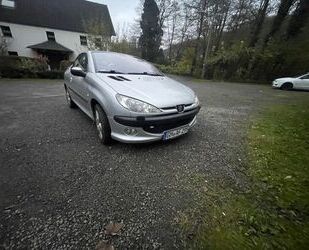 Peugeot Peugeot 206 CC Platinum 135 Platinium Gebrauchtwagen