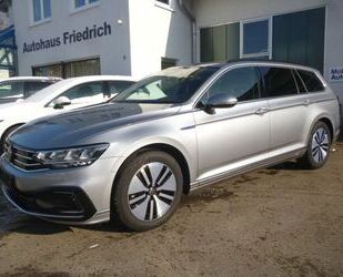 VW Volkswagen Passat Variant GTE DSG LED Standheizung Gebrauchtwagen