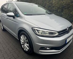 VW Volkswagen Touran HIGHLINE PANORAMA VOLL LED 7-SIT Gebrauchtwagen