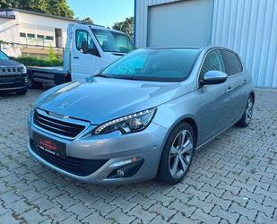 Peugeot Peugeot 308 Allure 155 THP NAVI LEDER RFKAMERA LED Gebrauchtwagen